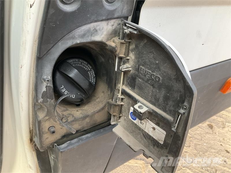 Iveco 35C14 4x2 Crew Cab Camion Benne Double Cabine Dump Camion benne