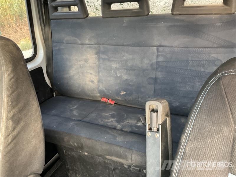 Iveco 35C14 4x2 Crew Cab Camion Benne Double Cabine Dump Camion benne