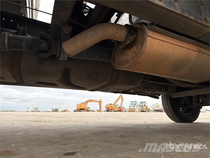 Iveco 35C14 Camion Benne Dump Truck Camion benne