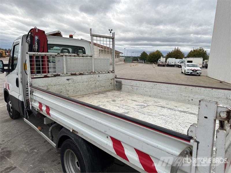 Iveco 35C14 Camion Benne Dump Truck Camion benne