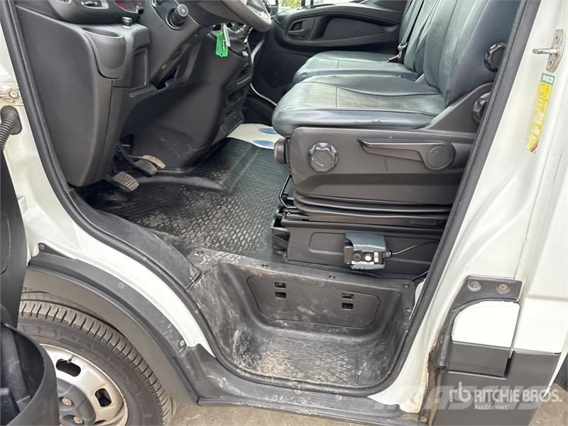 Iveco 35C14 Camion Benne Dump Truck Camion benne
