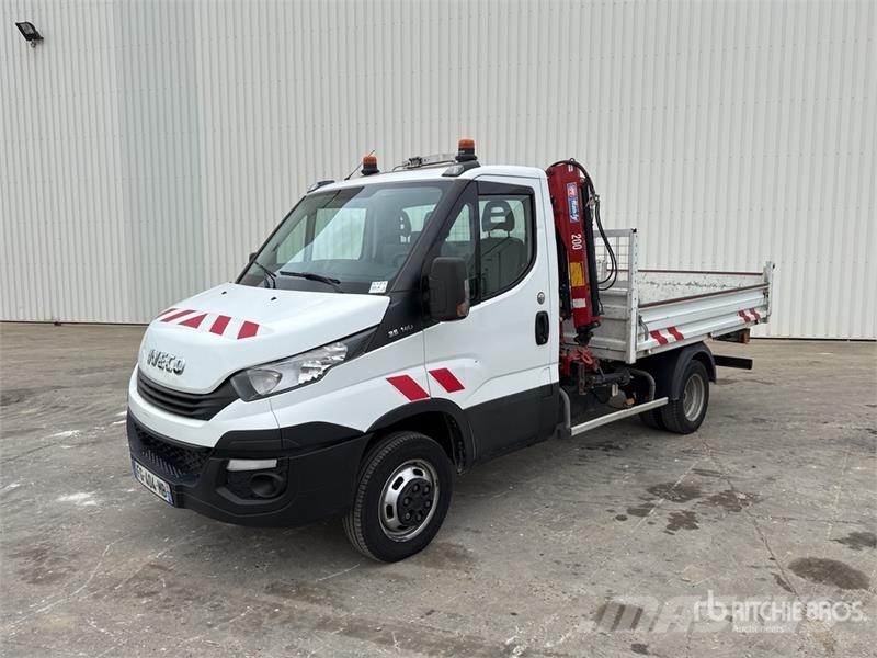Iveco 35C14 Camion Benne Dump Truck Camion benne