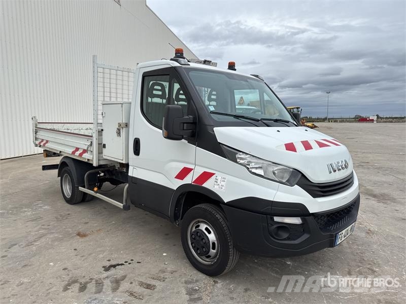 Iveco 35C14 Camion Benne Dump Truck Camion benne