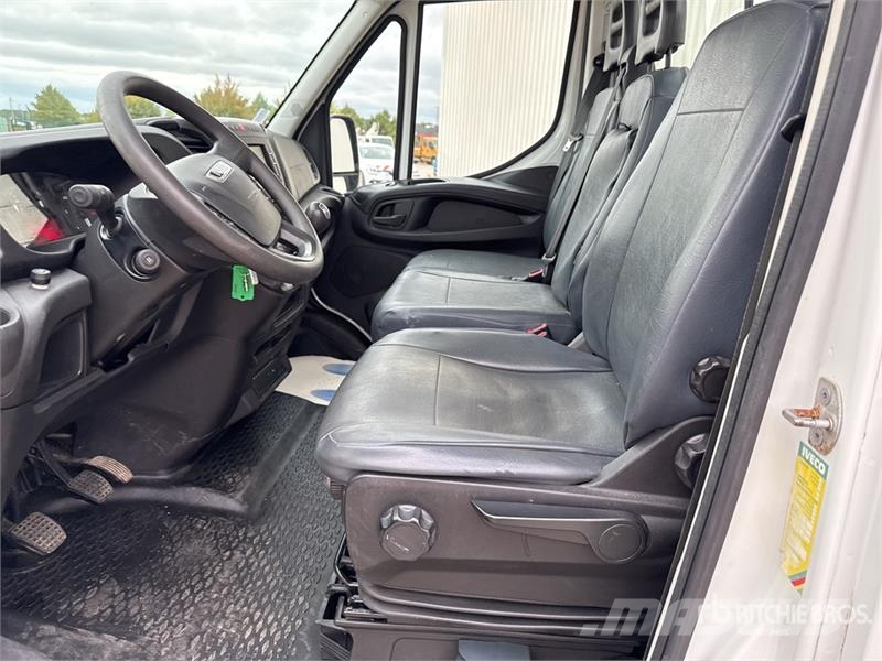 Iveco 35C14 Camion Benne Dump Truck Camion benne