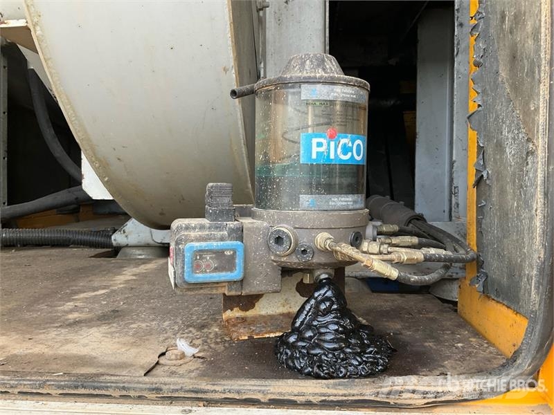 Iveco 450 6x4 Vacuum Excavator Truck Combi / vacuum trucks