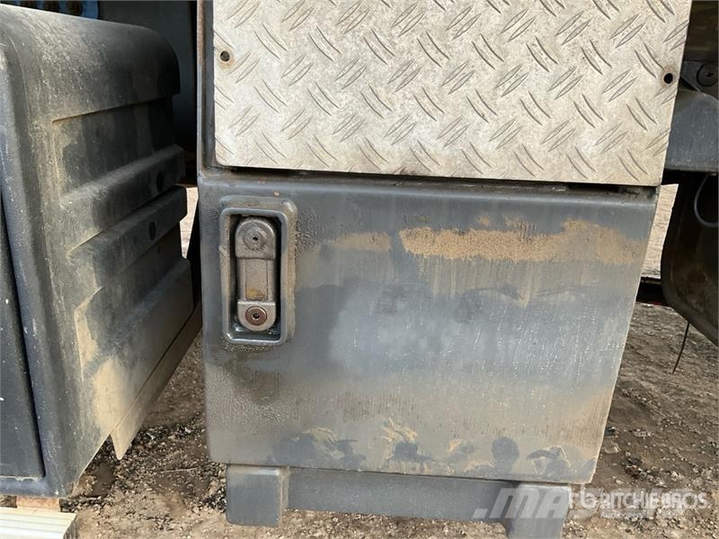 Iveco 450 6x4 Vacuum Excavator Truck Combi / vacuum trucks