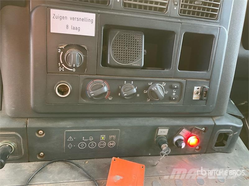 Iveco 450 6x4 Vacuum Excavator Truck Combi / vacuum trucks