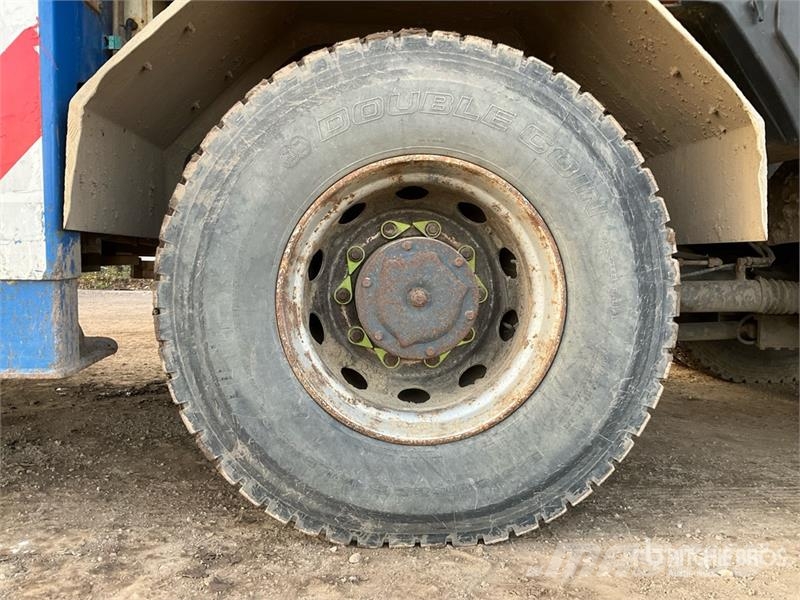 Iveco 450 6x4 Vacuum Excavator Truck Combi / vacuum trucks