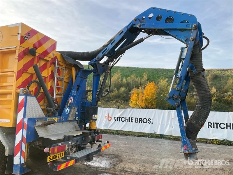 Iveco 450 6x4 Vacuum Excavator Truck Combi / vacuum trucks