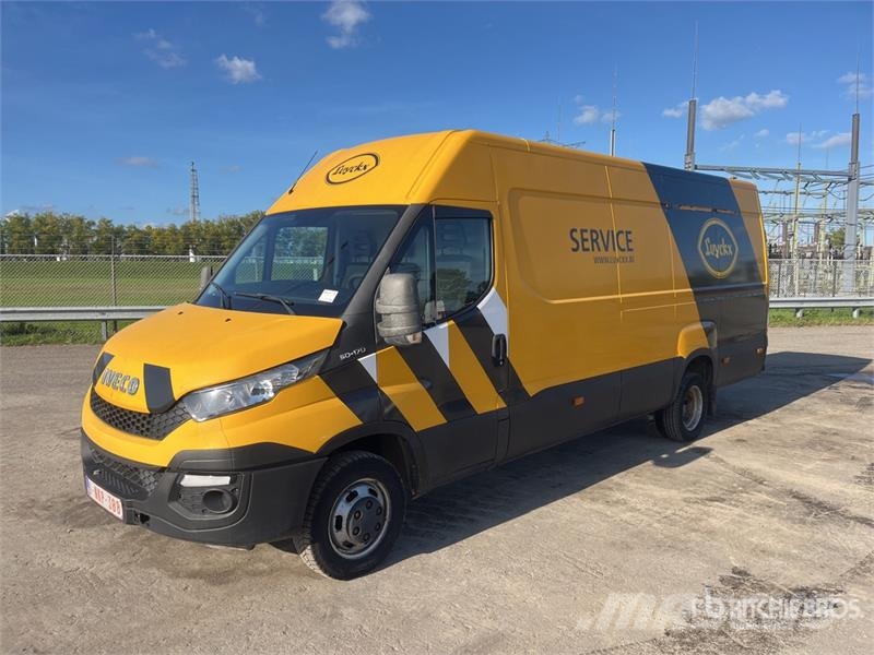 Iveco 50 C17 4x2 Service Truck Комбинированные дорожные машины