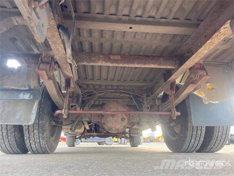 Iveco 50C35 4x2 Service Truck (Inoperable) Комбинированные дорожные машины