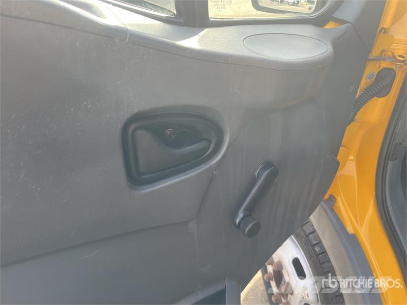 Iveco 50C35 4x2 Service Truck (Inoperable) Комбинированные дорожные машины