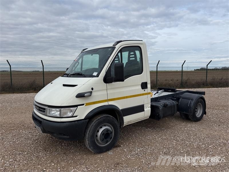 Iveco 65C17 4x2 with S/A Flatbed Trailer S/A Day Cab Tru Prime Movers