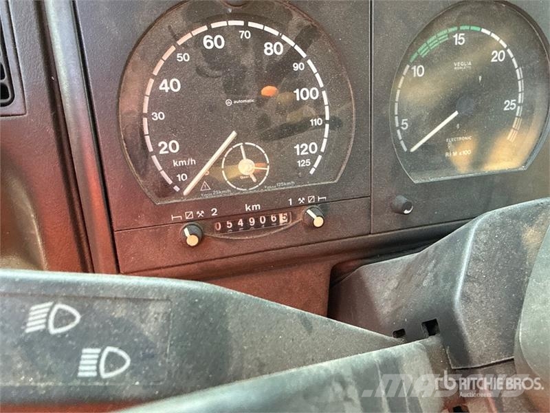 Iveco 722.A3 J2 6650 kg on Iveco Eurotech 240E42 6x2 Dum Kranwagen