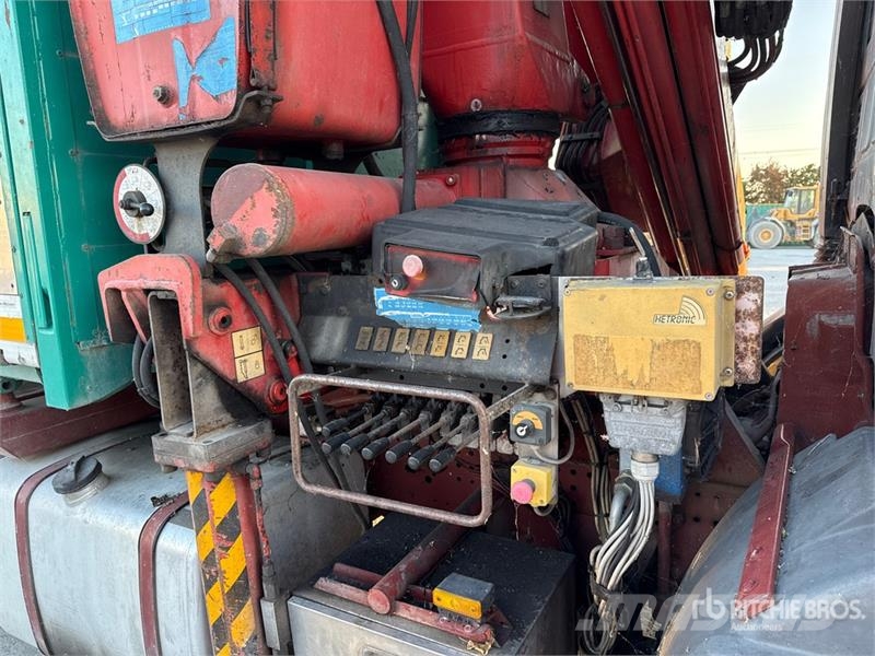 Iveco 722.A3 J2 6650 kg on Iveco Eurotech 240E42 6x2 Dum Kranwagen