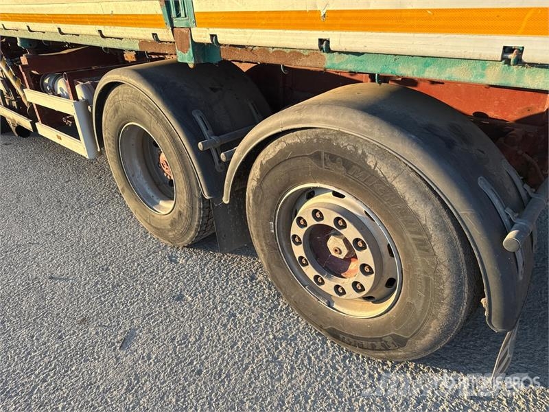 Iveco 722.A3 J2 6650 kg on Iveco Eurotech 240E42 6x2 Dum Kranwagen