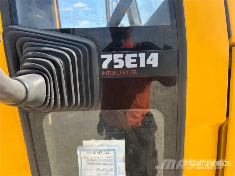 Iveco 75E14 4x2 Rollback Truck Hinausautot