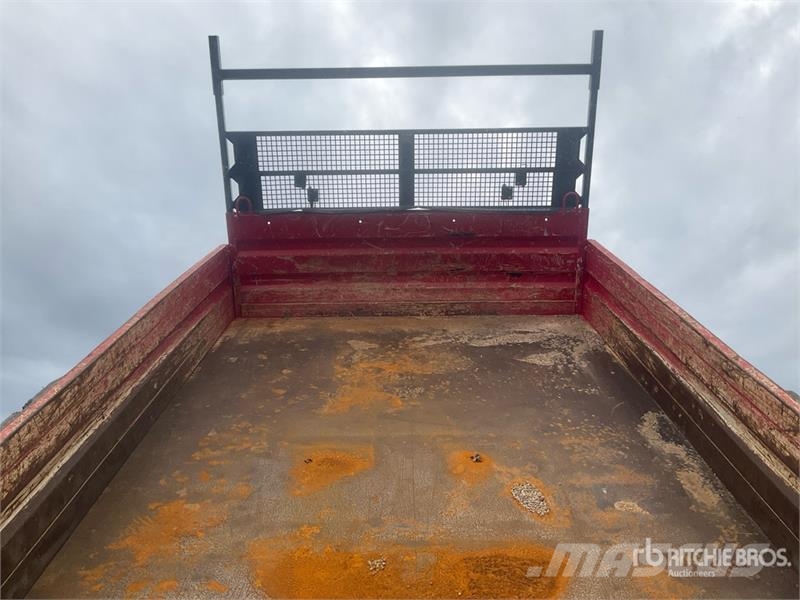Iveco 80-220 EuroCargo 4x2 S/A Dump Truck Camion benne