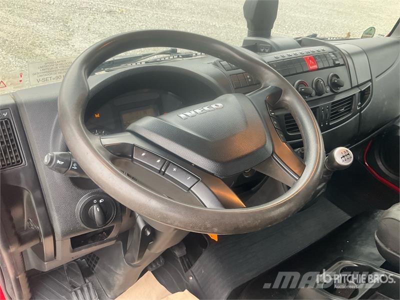 Iveco 80-220 EuroCargo 4x2 S/A Dump Truck Camion benne