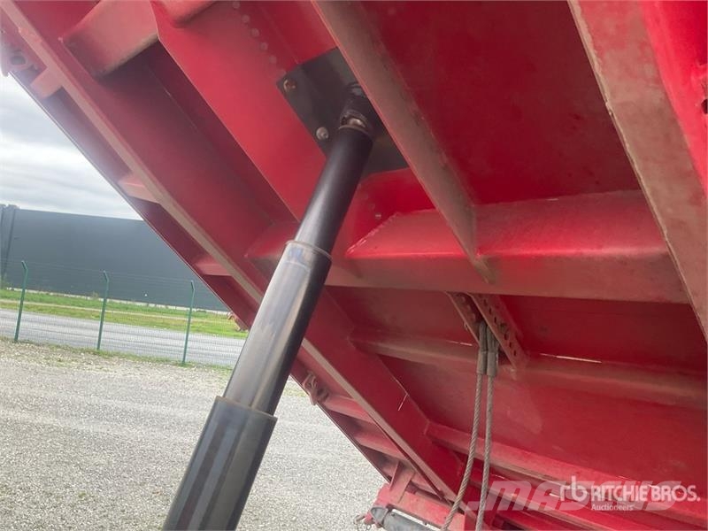 Iveco 80-220 EuroCargo 4x2 S/A Dump Truck Camion benne