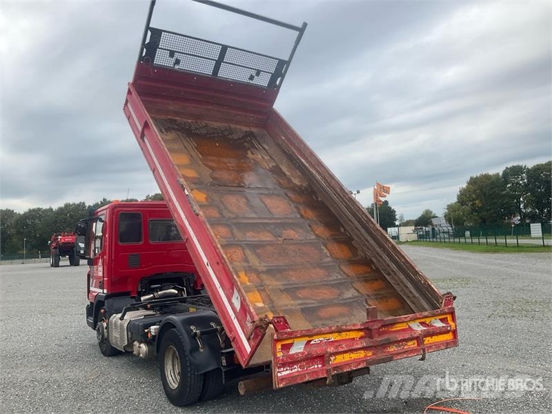 Iveco 80-220 EuroCargo 4x2 S/A Dump Truck Tipper trucks