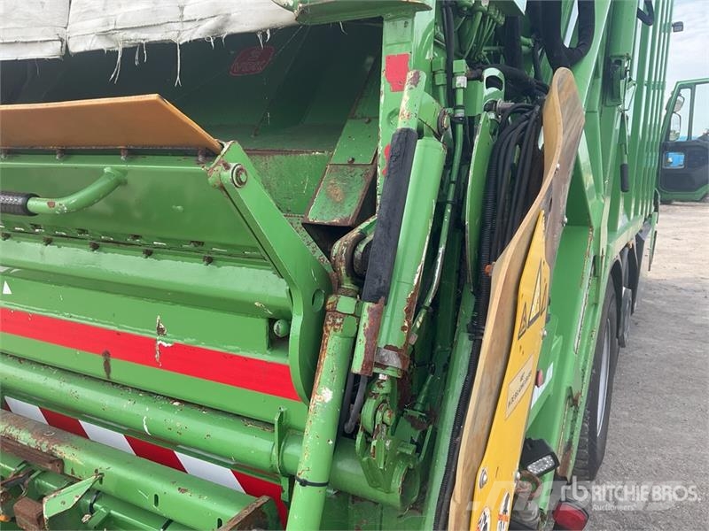 Iveco AD260S33X 6x2 Rear Loader Waste Collection Truck Atkritumu izvešanas transports
