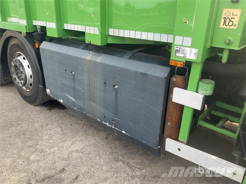 Iveco AD260S33X 6x2 Rear Loader Waste Collection Truck Atkritumu izvešanas transports