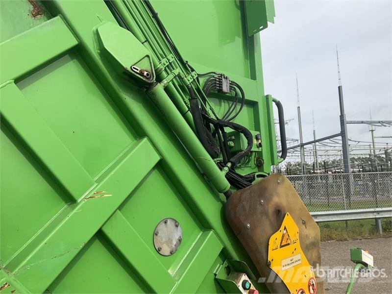 Iveco AD260S33X 6x2 Rear Loader Waste Collection Truck Atkritumu izvešanas transports