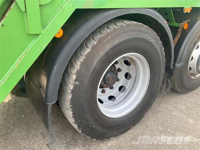 Iveco AD260S33X 6x2 Rear Loader Waste Collection Truck Atkritumu izvešanas transports