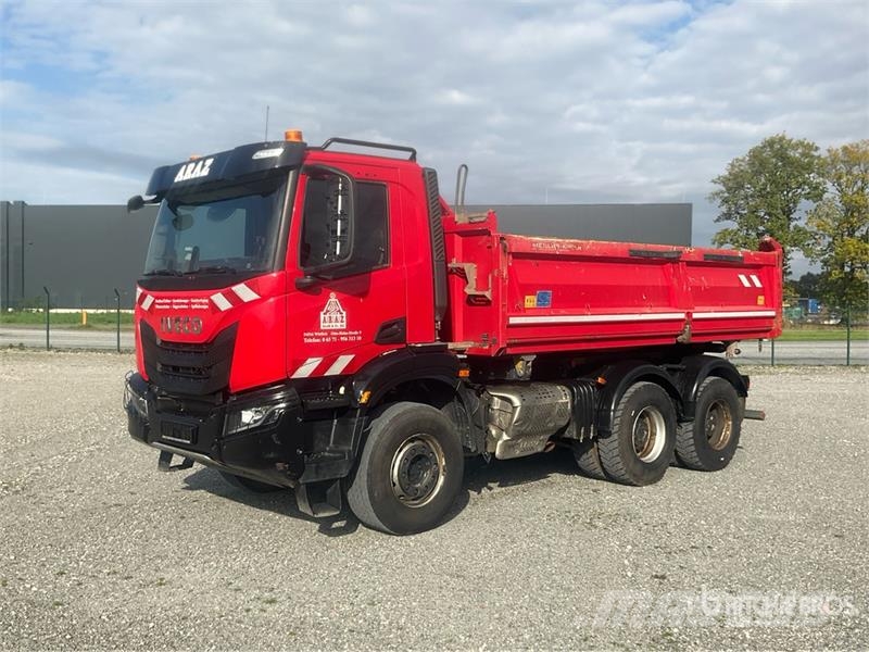 Iveco AD360 6x4 T/A Dump Truck Caminhões basculantes