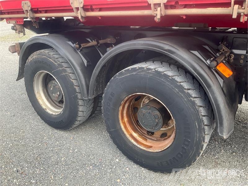 Iveco AD360H X-Way 480 8x4 Twin-Steer Tri/A Dump Truck Bañeras basculantes usadas