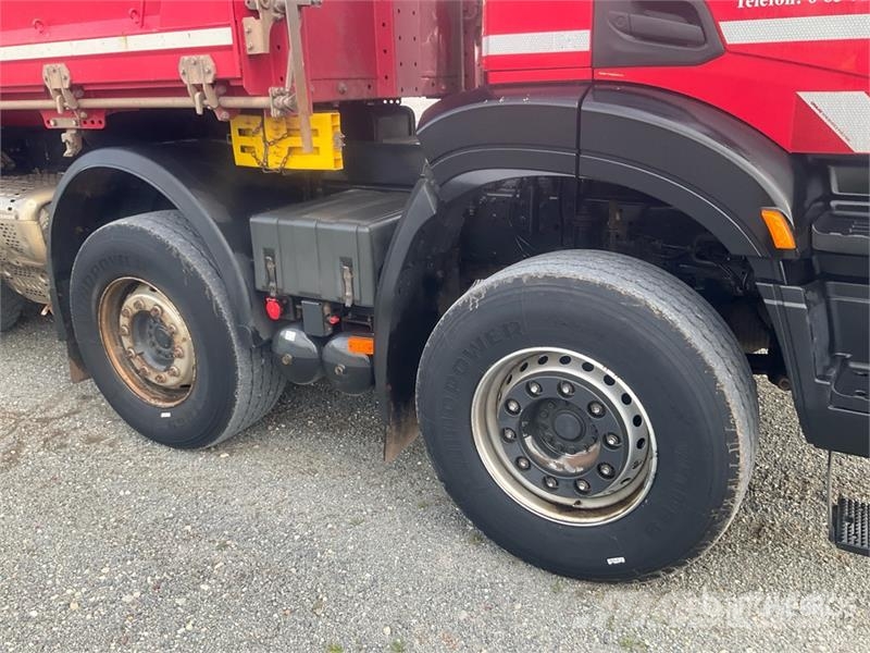 Iveco AD360H X-Way 480 8x4 Twin-Steer Tri/A Dump Truck Bañeras basculantes usadas