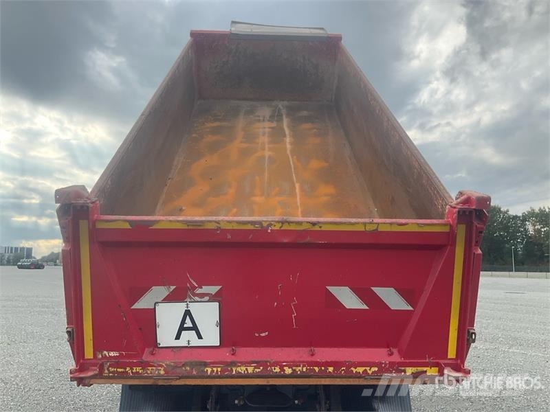 Iveco AD360H X-Way 480 8x4 Twin-Steer Tri/A Dump Truck Bañeras basculantes usadas