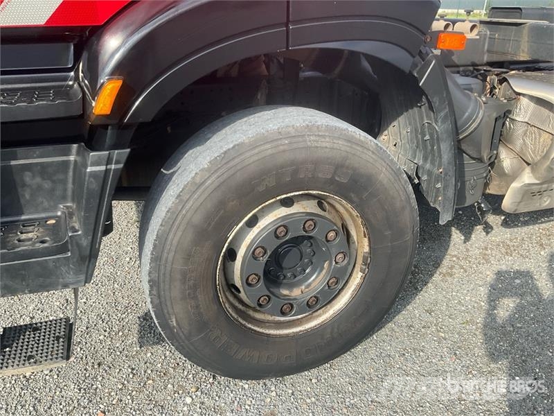 Iveco AD360HX 6x4 T/A Dump Truck Camion benne