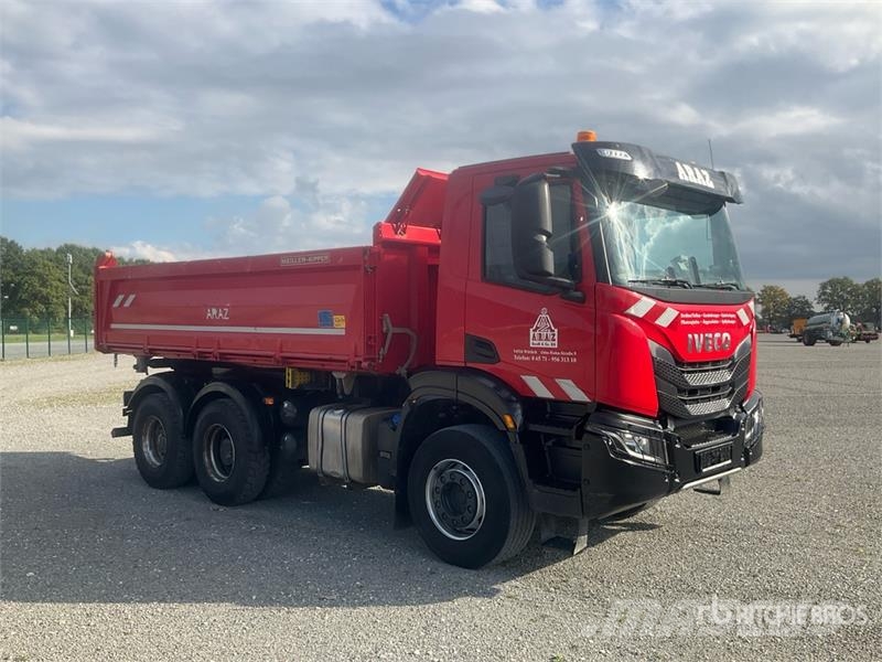 Iveco AD360HX 6x4 T/A Dump Truck Camion benne