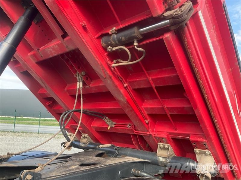 Iveco AD360HX 6x4 T/A Dump Truck Camion benne