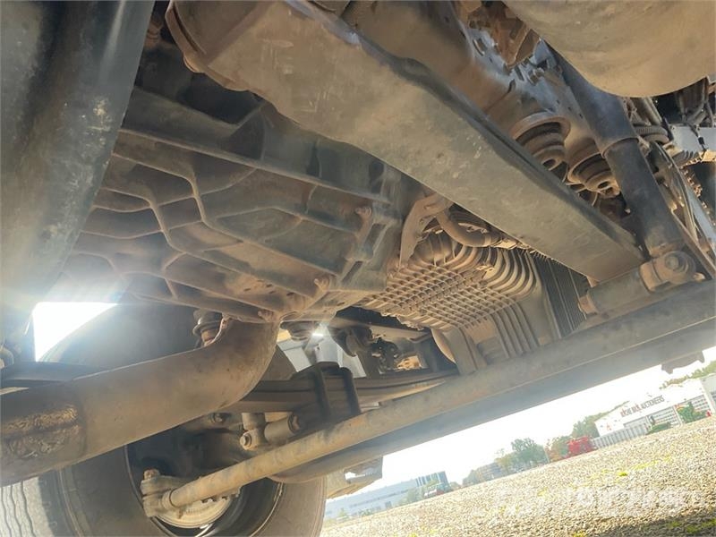 Iveco AD360HX 6x4 T/A Dump Truck Camion benne