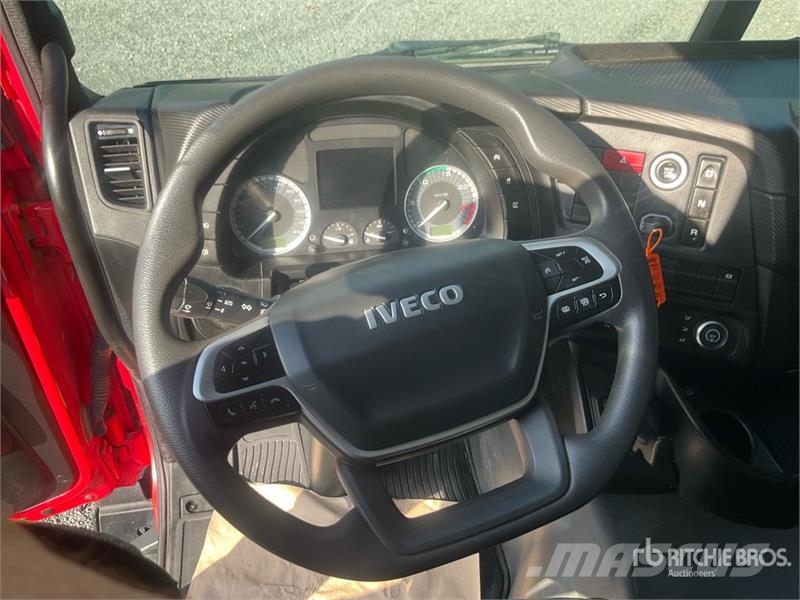 Iveco AD360HX 8x4 Twin-Steer Tri/A Dump Truck شاحنات قلابة