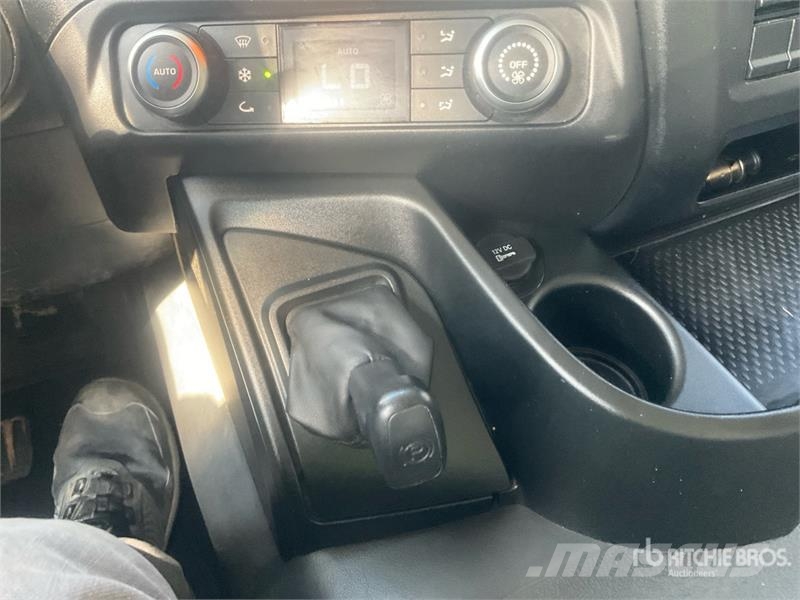 Iveco AD360HX 8x4 Twin-Steer Tri/A Dump Truck شاحنات قلابة