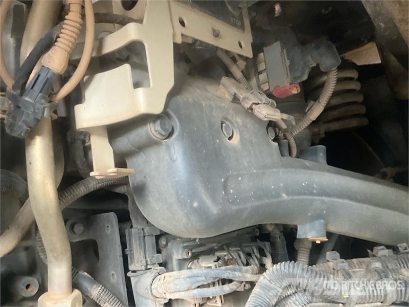 Iveco AD360HX 8x4 Twin-Steer Tri/A Dump Truck شاحنات قلابة