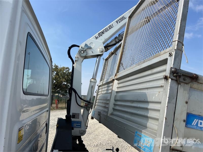 Iveco Bonfiglioli 710 kg on Iveco Daily 35-120 Dump Truc Truck mounted cranes