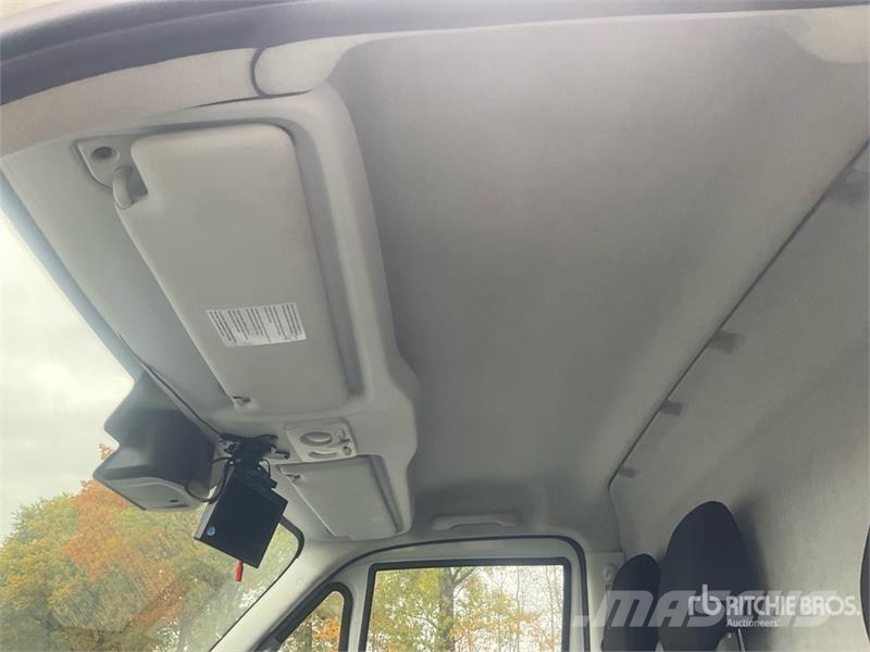 Iveco Daily Dostavna vozila / kombiji