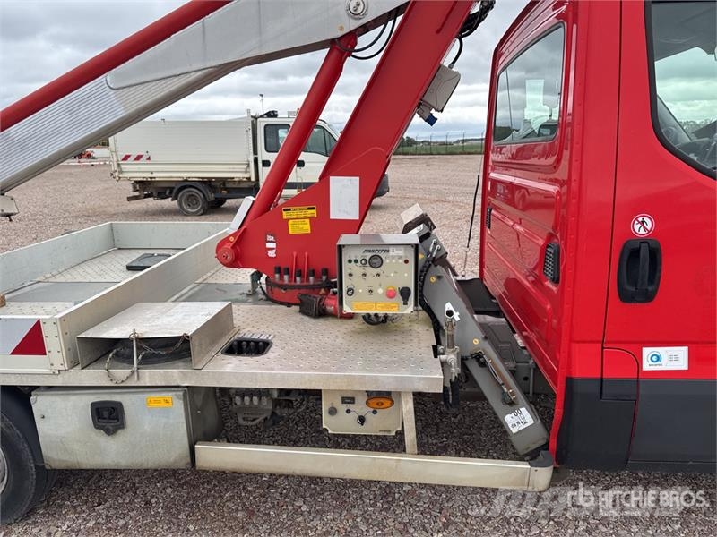 Iveco Daily Auto korvtõstukid