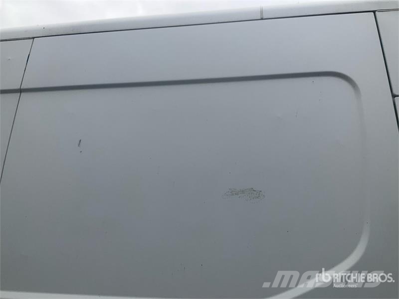 Iveco Daily Dostavna vozila / kombiji
