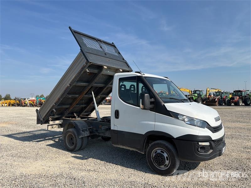 Iveco Daily Caminhões basculantes