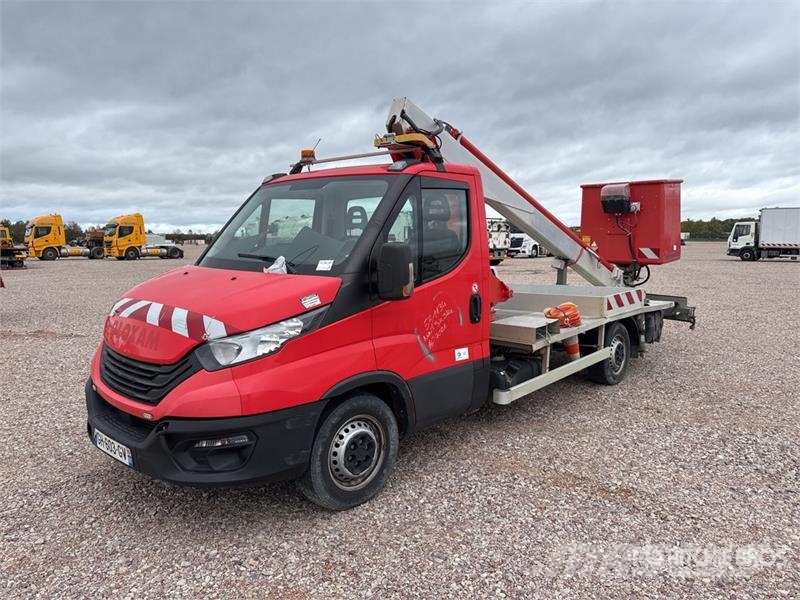 Iveco Daily Auto korvtõstukid