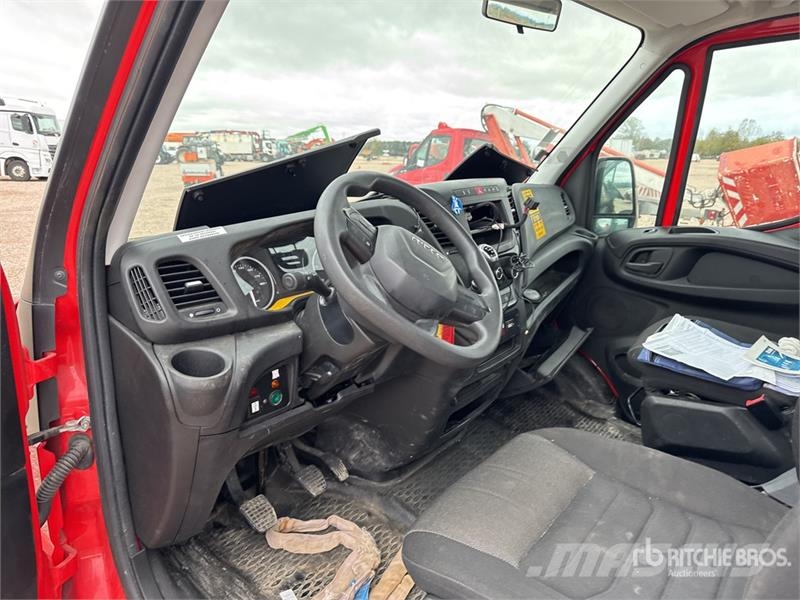 Iveco Daily Auto korvtõstukid