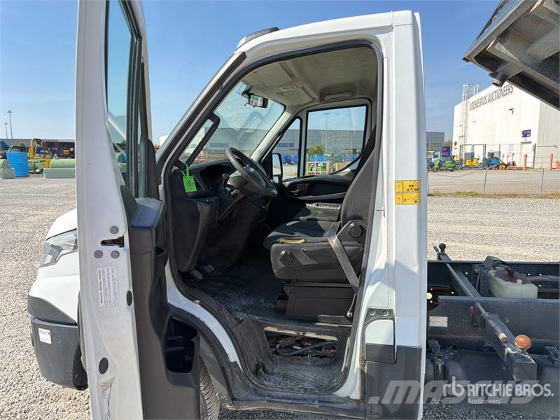 Iveco Daily Caminhões basculantes