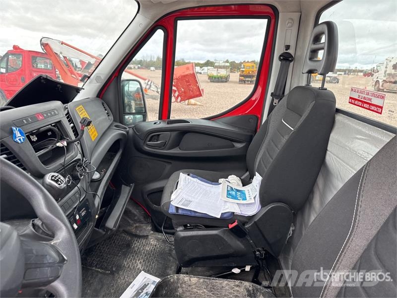 Iveco Daily Auto korvtõstukid