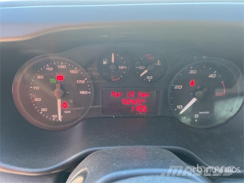 Iveco Daily 35-120 Camion Benne Dump Truck Camion benne